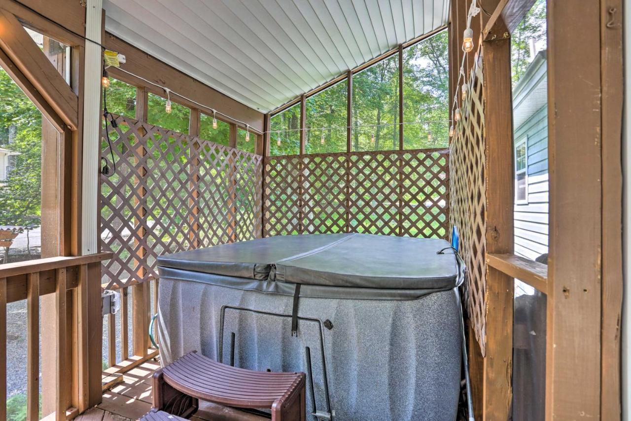Henryville Home With Hot Tub About 5 Mi To Camelback! Bagian luar foto