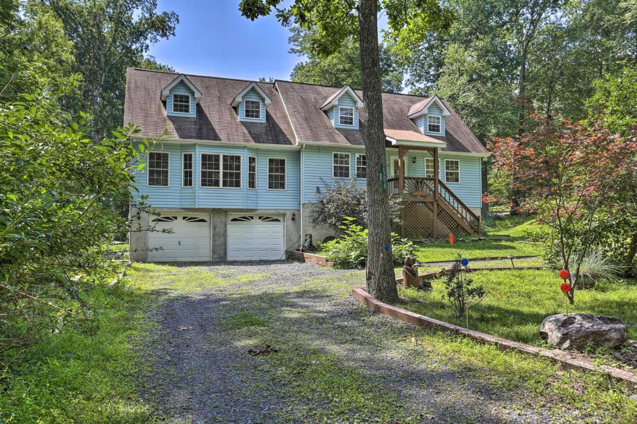Henryville Home With Hot Tub About 5 Mi To Camelback! Bagian luar foto