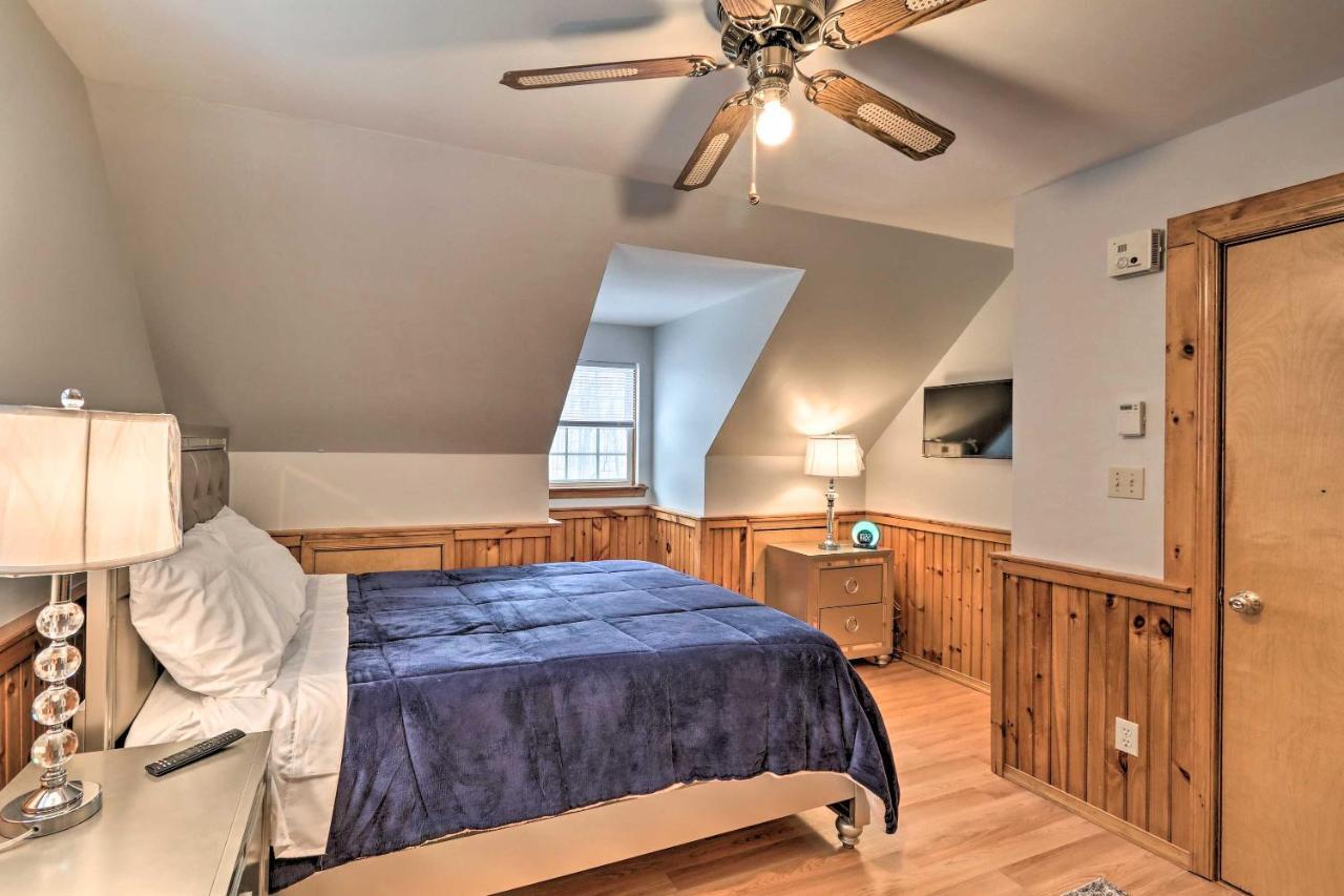 Henryville Home With Hot Tub About 5 Mi To Camelback! Bagian luar foto